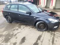 Second-hand Kia Ceed Best 115 CP (84 kW) 2010 Culoarenegru Hatchback