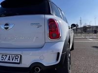 Second-hand Mini Countryman 143 CP (105 kW) 2014 Culoarealb SUV