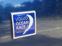 Second-hand Volvo V40 Ocean Race 120 CP (88 kW) 2016 Albastru Hatchback