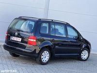 second-hand VW Touran 1.6 Basis