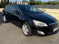 Second-hand Opel Astra Sport 160 CP (117 kW) 2011 Culoarenegru Break