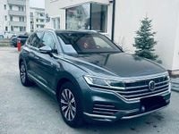 Second-hand VW Touareg Elegance 286 CP (210 kW) 2020 Culoaregri SUV