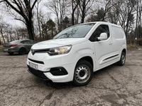 Second-hand Toyota Proace 130 CP (95 kW) 2020 Culoarealb Monovolum