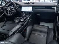 Second-hand Porsche Cayenne Coupe 340 CP (250 kW) 2019 Culoarealb Coupe