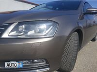 Second-hand VW Passat 163 CP (119 kW) 2011 Maro Break