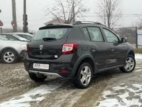 Second-hand Dacia Sandero Stepway 90 CP (66 kW) 2015 Negru Hatchback