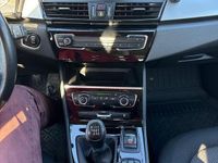 Second-hand BMW 216 Comfort Edition 116 CP (85 kW) 2015 Culoarealbastru Monovolum