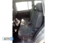 Second-hand VW Touran 140 CP (102 kW) 2006 Argintiu Monovolum