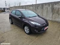 Second-hand Ford Fiesta 60 CP (44 kW) 2010 Culoarealte culori Hatchback