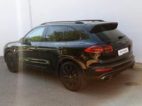 Second-hand Porsche Cayenne 300 CP (220 kW) 2016 Negru  metalic  perleffect SUV