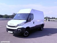 Second-hand Iveco Massif 136 CP (100 kW) 2018 Alb Monovolum