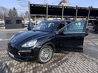 Second-hand Porsche Cayenne 245 CP (180 kW) 2011 Culoarenegru SUV