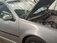 Second-hand VW Golf IV 105 CP (77 kW) 2003 Hatchback