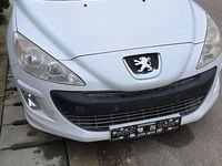 Second-hand Peugeot 308 112 CP (82 kW) 2010 Culoarealb Hatchback