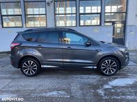 Second-hand Ford Kuga ST-Line 150 CP (110 kW) 2018 Culoaregri SUV