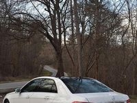 Second-hand Mercedes E300 Avantgarde 204 CP (150 kW) 2012 Culoarealb Berlinǎ