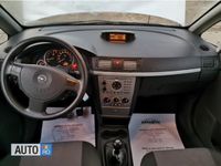 Second-hand Opel Meriva Basis 100 CP (73 kW) 2004 Argint Monovolum