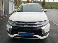 Second-hand Mitsubishi Outlander P-HEV 205 CP (150 kW) 2017 Alb SUV