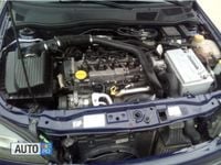 Second-hand Opel Astra 80 CP (58 kW) 2004 Albastru Hatchback