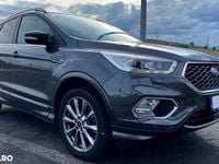 Second-hand Ford Kuga Vignale 150 CP (110 kW) 2017 Culoaregri SUV