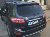 Second-hand Hyundai Santa Fe Style 197 CP (144 kW) 2012 Culoaregri SUV