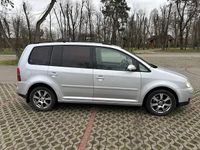 Second-hand VW Touran 140 CP (102 kW) 2006 Gri Monovolum