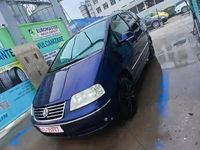 Second-hand VW Sharan 131 CP (96 kW) 2006 Albastru Monovolum