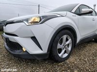 Second-hand Toyota C-HR 122 CP (89 kW) 2016 Culoarealb SUV