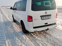 Second-hand VW Multivan 150 CP (110 kW) 2012 Culoarealb Van
