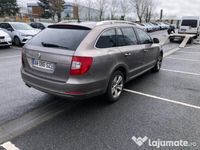 second-hand Skoda Superb combi automata motor 2 litri 2010