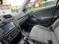 Second-hand VW Golf VI 104 CP (76 kW) 2010 Culoarealbastru Hatchback