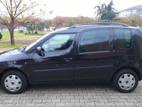 Second-hand Skoda Roomster 75 CP (55 kW) 2010 Negru Monovolum
