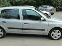 Second-hand Renault Clio II Extreme 82 CP (60 kW) 2004 Gri  metalizat Hatchback