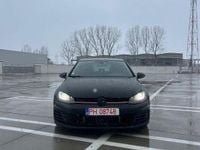 Second-hand VW Golf VII GTD 184 CP (135 kW) 2014 Culoarenegru Hatchback