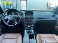 Second-hand Mercedes 220 170 CP (125 kW) 2009 Negru Berlinǎ