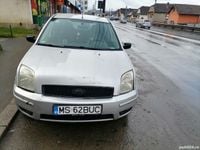 Second-hand Ford Fusion 80 CP (58 kW) 2004 Berlinǎ