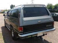 second-hand Chevrolet Suburban taxe zero masina vehicul istoric