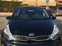 Second-hand Kia Rio 75 CP (55 kW) 2013 Negru Hatchback