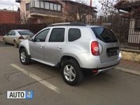 Second-hand Dacia Duster Lauréate 110 CP (80 kW) 2011 Argintiu SUV