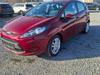 Second-hand Ford Fiesta Champions Edition 96 CP (70 kW) 2010 Culoarerosu
