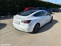 Second-hand Tesla Model 3 Standard Range Plus 239 kW (325 CP) 2020 Culoarealb Berlinǎ