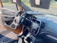 Second-hand Renault Captur Zen 90 CP (66 kW) 2019 Culoareportocaliu SUV