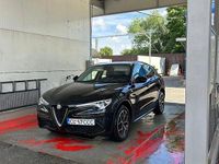 Second-hand Alfa Romeo Stelvio Super 280 CP (205 kW) 2018 Culoarenegru SUV