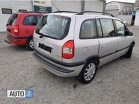 second-hand Opel Zafira Diesel 2.0 DTI (2003)-Loc 7-Finantare