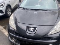 second-hand Peugeot 207  vând urgent