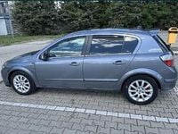 Second-hand Opel Astra 101 CP (74 kW) 2004 Coupe