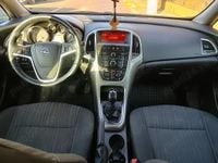 Second-hand Opel Astra 110 CP (80 kW) 2011 Hatchback