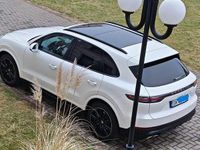 Second-hand Porsche Cayenne 440 CP (323 kW) 2017 Culoarealb SUV