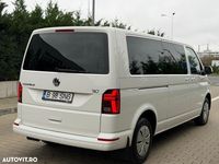 Second-hand VW Caravelle Comfortline 150 CP (110 kW) 2024 Culoarealb Monovolum