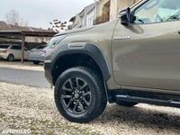 Second-hand Toyota HiLux Edition 204 CP (150 kW) 2023 Culoareverde Pickup